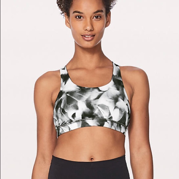 Lululemon Invigorate Sports Bra - Picture 2 of 4